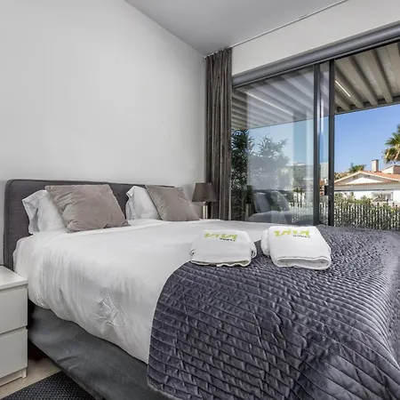 Vivi Homes - Choco Pool, Gym, Terrace & Apartamento