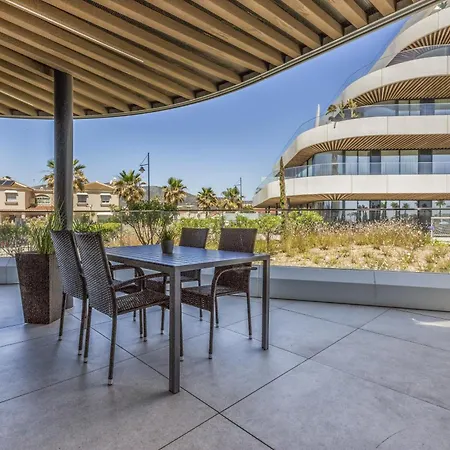 Vivi Homes - Choco Pool, Gym, Terrace &