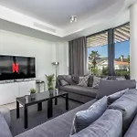 Vivi Homes - Choco Pool, Gym, Terrace & Апартаменти *